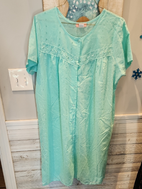loti rashion Other - EUC Loti Rashion Light Aqua Eyelet Nightgown Women's Sz 2X